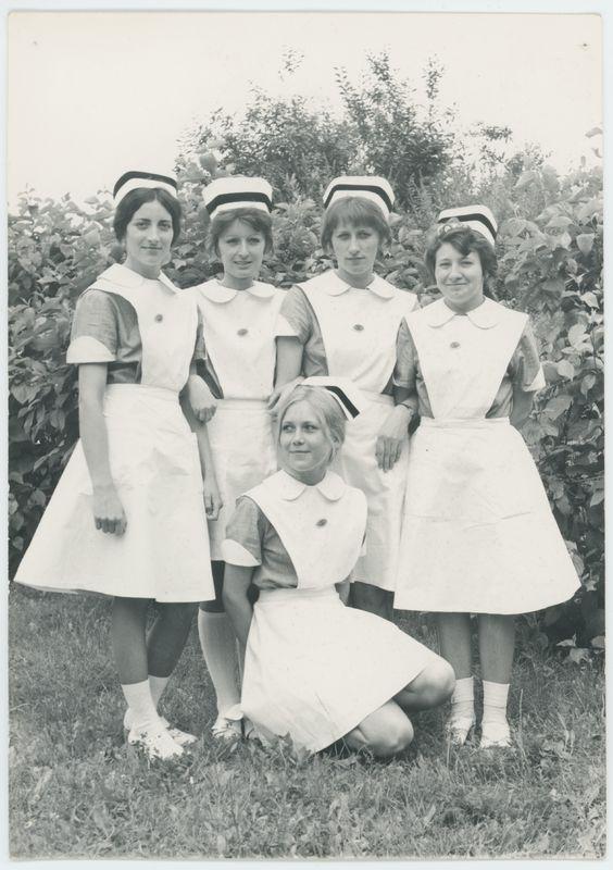 Uczennice i nauczyciele Liceum Medycznego w Kaliszu