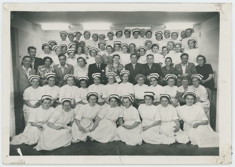 Uczennice i nauczyciele Liceum Medycznego w Kaliszu