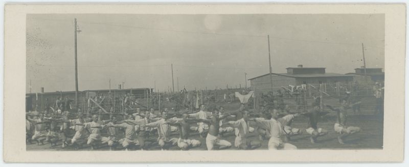 Gimnastyka w obozie jenieckim w Szczypiornie