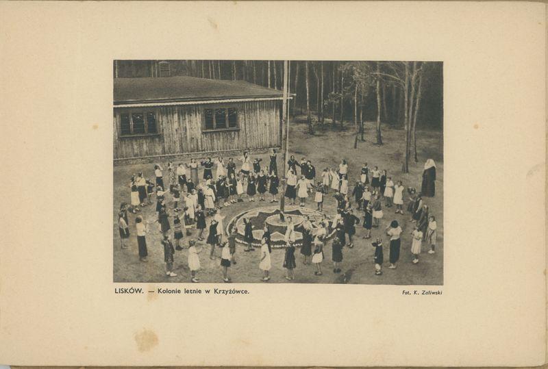 Album z pocztówkami z Liskowa "Pamiątka z wystawy >>Praca i Kultura Wsi<<"