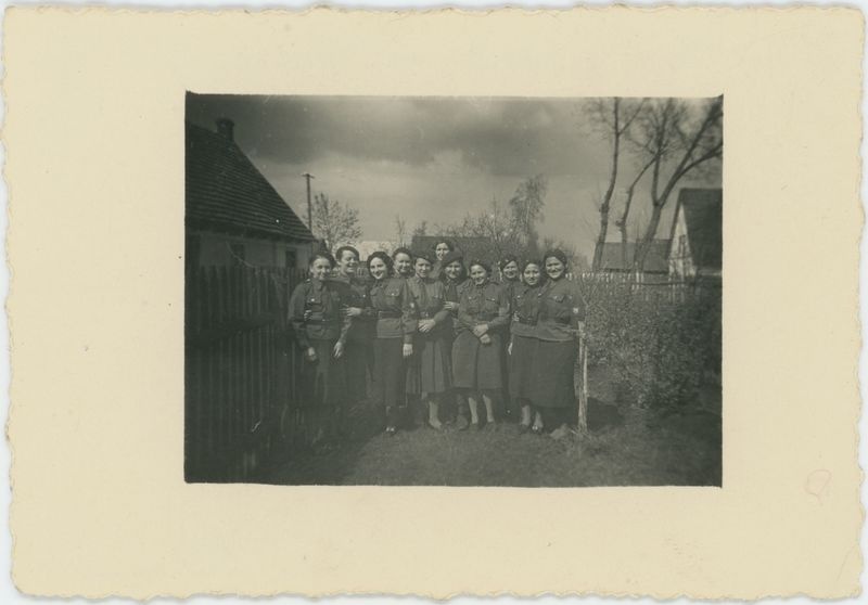 Członkinie kaliskiego Związku Strzeleckiego „Strzelec”