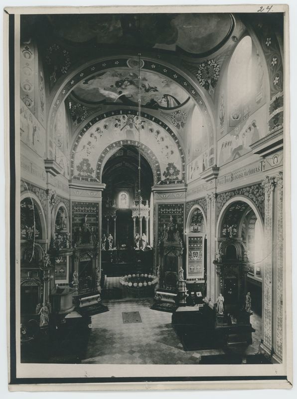 Wnętrze bazyliki kolegiackiej Wniebowzięcia Najświętszej Maryi Panny w Kaliszu