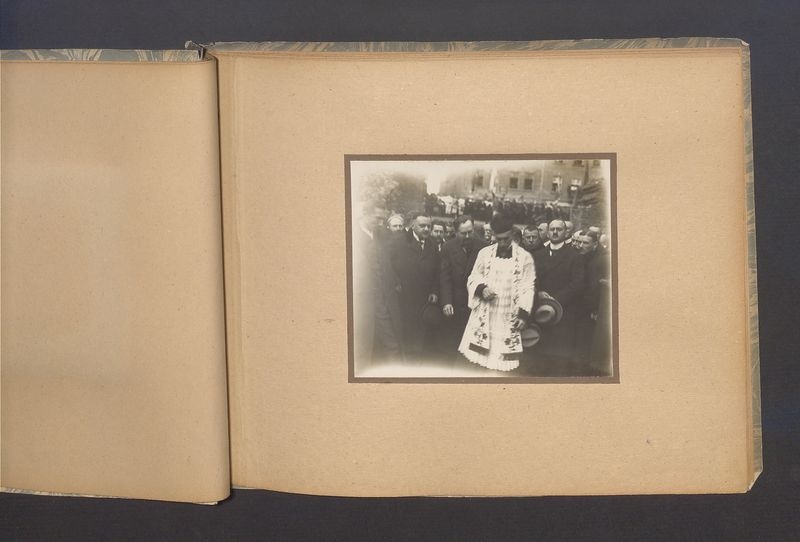 Album z uroczystości poświęcenia Kamienia węgielnego pod budowę ratusza w Kaliszu 17.10.1920