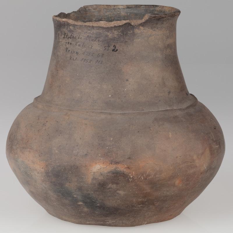 popielnica o esowatym profilu 