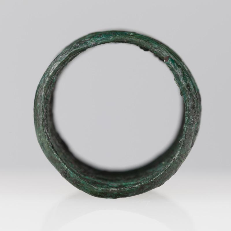 brązowy naramiennik 