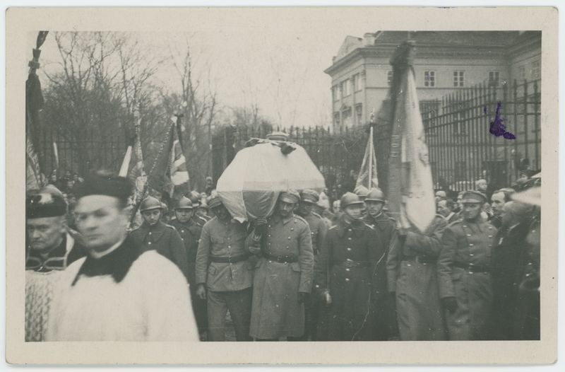 Uroczystości przeniesienia zwłok legionistów do Mauzoleum w Kaliszu