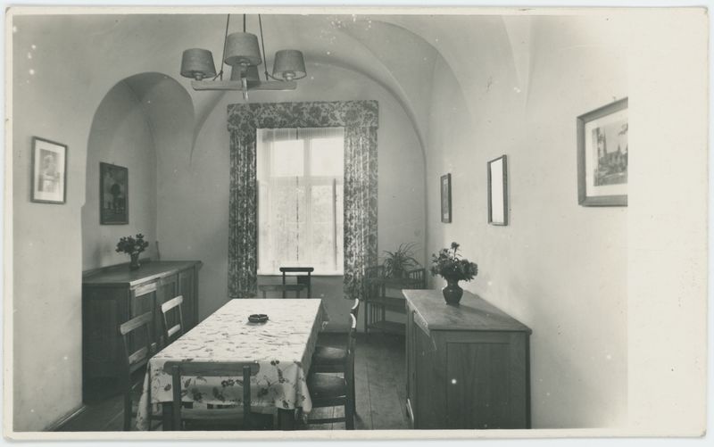 Wnętrze klasztoru pobernardyńskiego w czasie okupacji niemieckiej