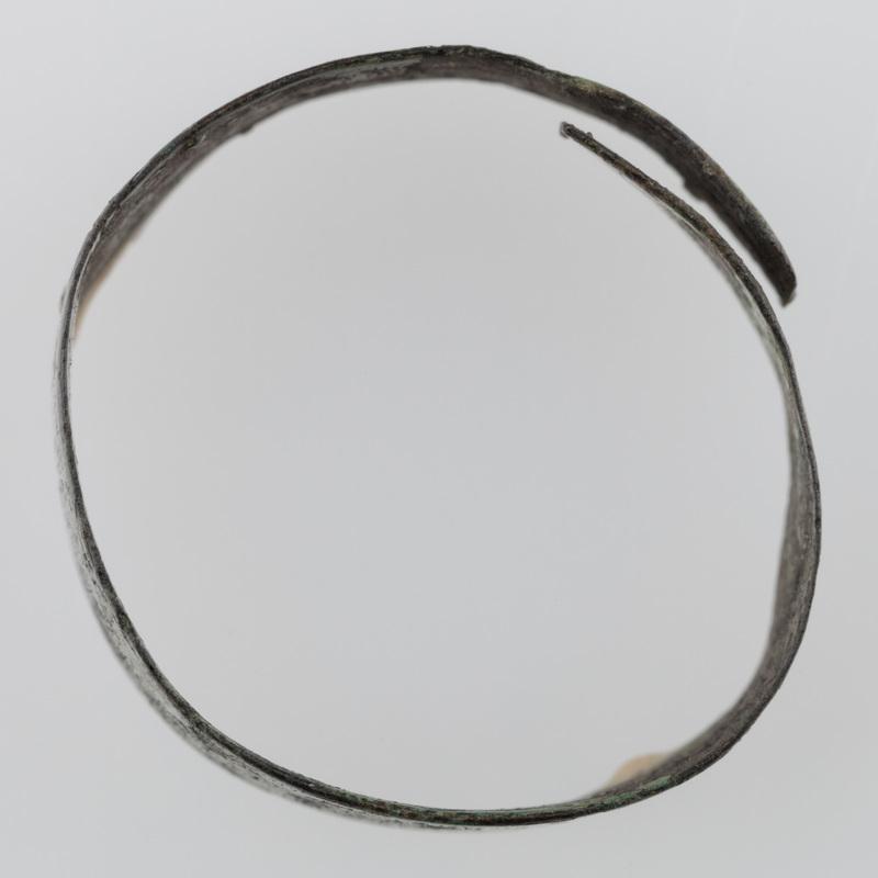 Pierścionek brązowy