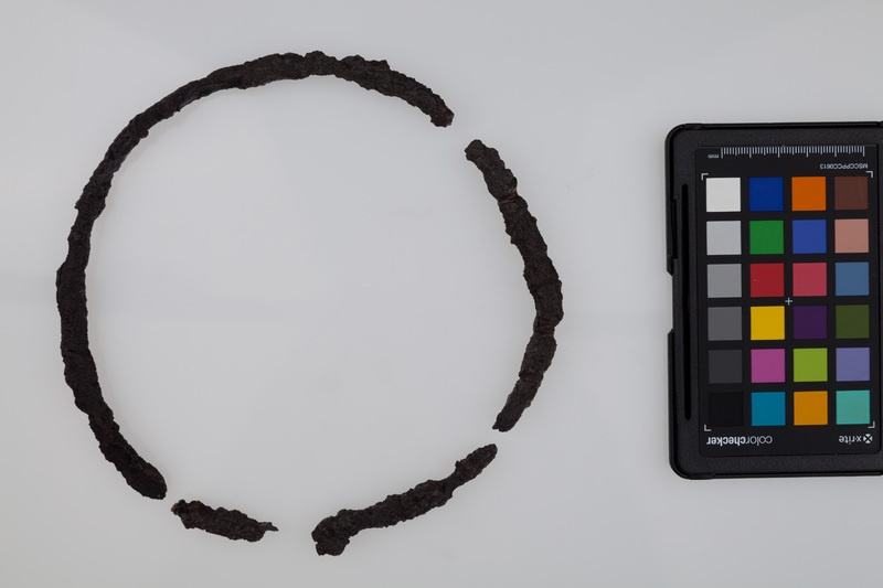 Naszyjnik żelazny, okrągły, tordowany