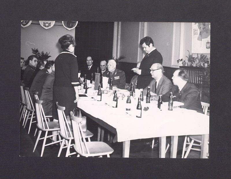 Wizyta żołnierzy radzieckich. Komitet Miejski PZPR.