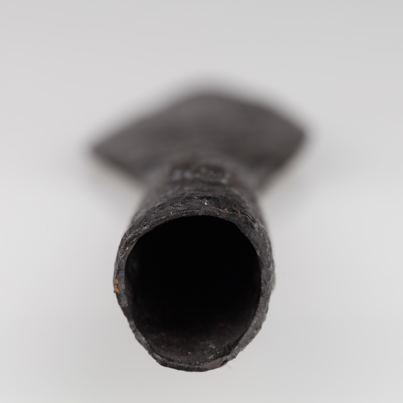 Grot włóczni z tulejką