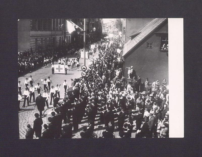 Obchody 1 Maja 1970 r. Pochód.