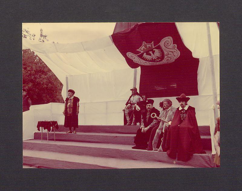 Jarmark Bartłomiejski. Scena na Rynku.