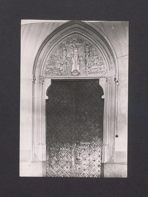 Drzwi północne w katedrze.