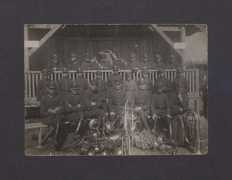 Orkiestra smyczkowa 69 Pułku Piechoty na wystawie Rolniczo-Przemysłowej w Kępnie.