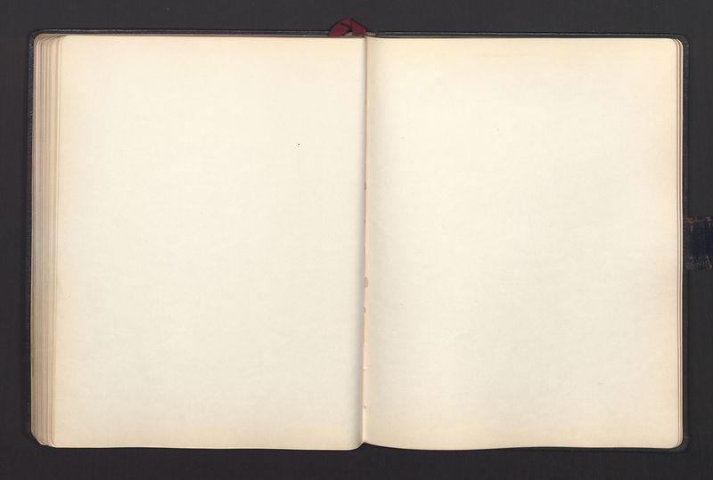 Exposicion de pinturas y dibujos del maestro polaco Tadeusz Kulisiewicz. Museo Nacional de arte moderno, cz. 4