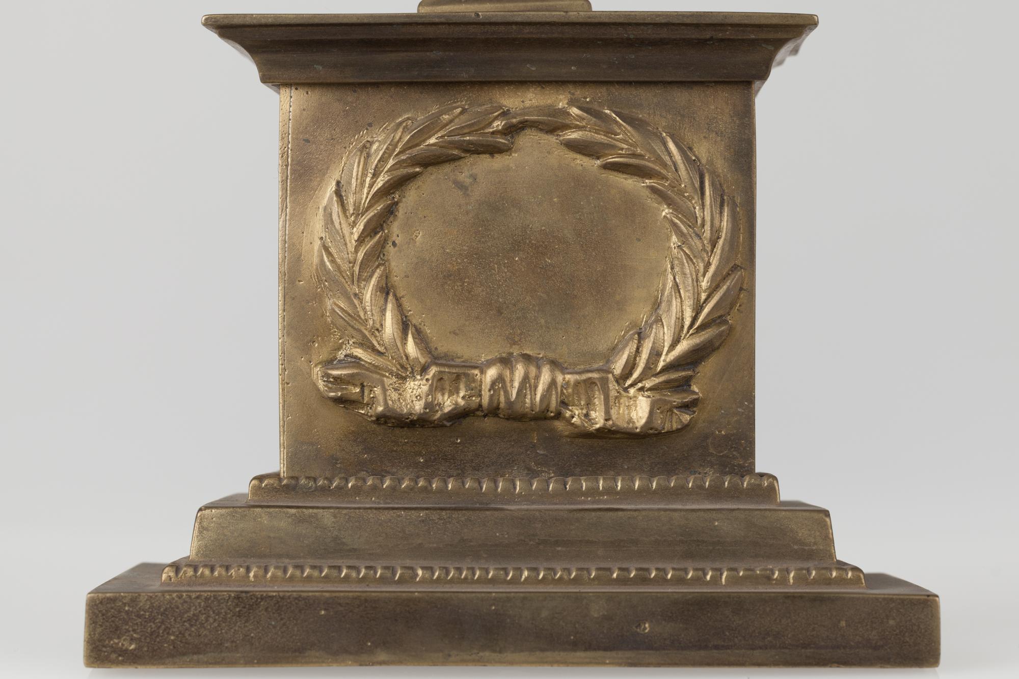 Krucyfiks mosiężny W. Kremer, Kalisz, 1909 r.