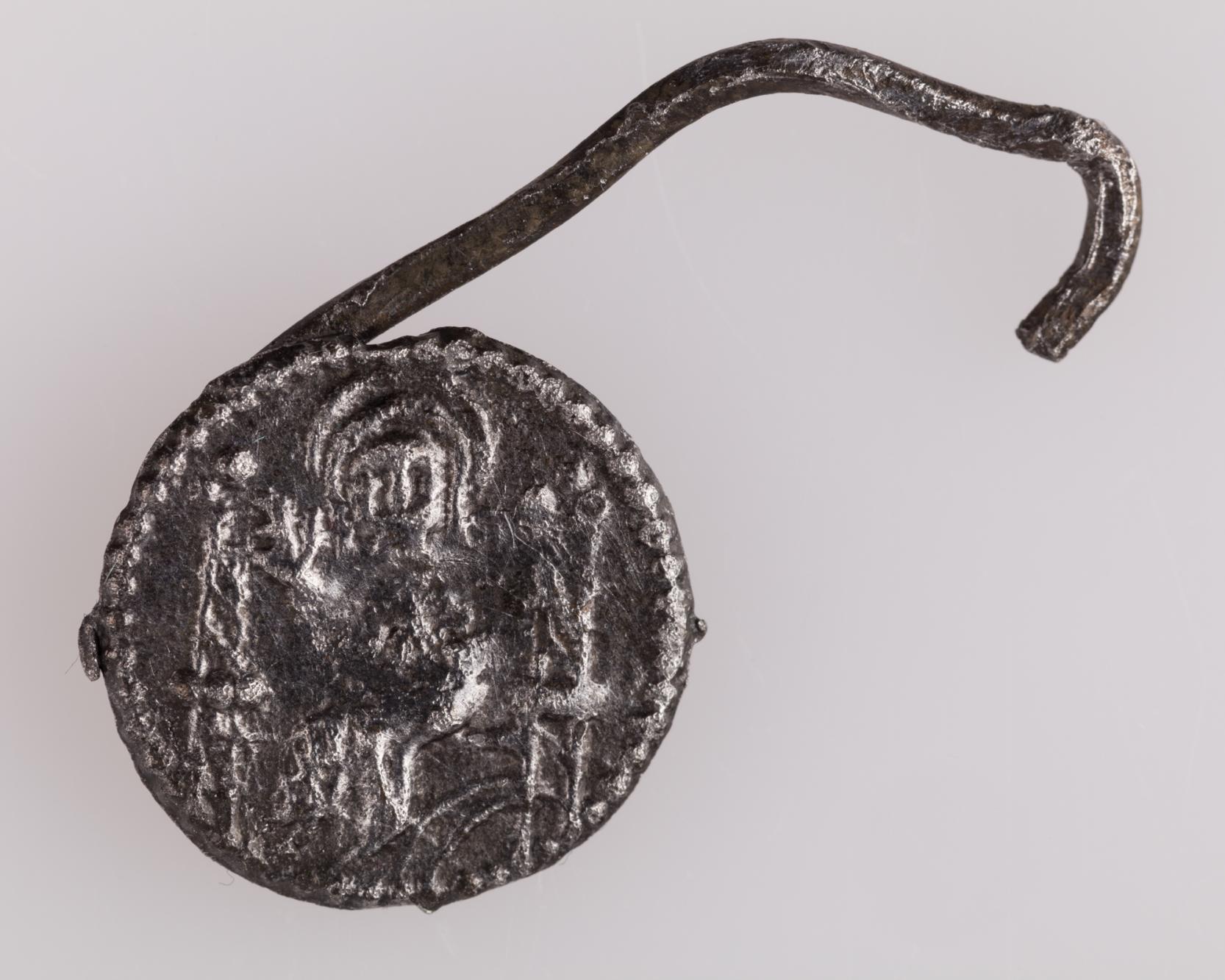 Aplikacja z wizerunkiem świętego