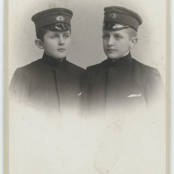 Portret dwóch chłopców