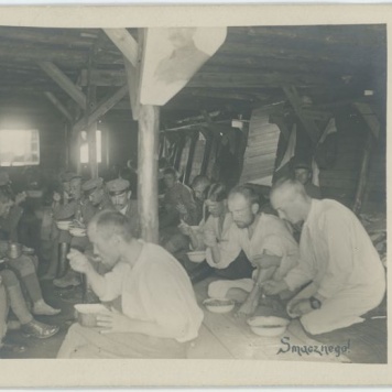 "Smacznego!". Obóz jeniecki w Szczypiornie