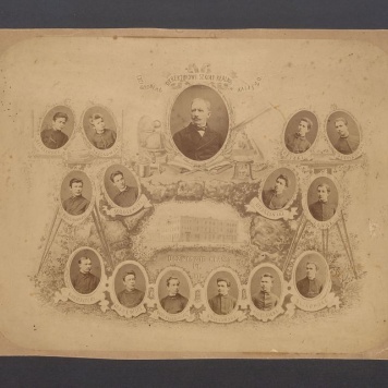 Uczniowie klasy VI Szkoły Realnej 