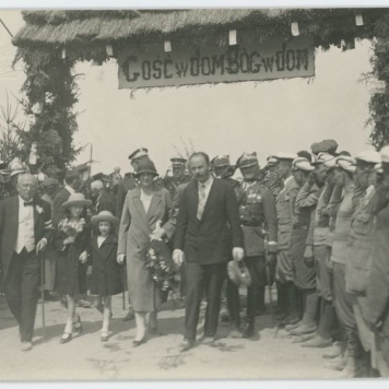 Uroczystość poświęcenia Pomnika Legionistów w Szczypiornie