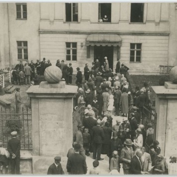 Zdjęcie z pobytu w Kaliszu . J. Piłsudskiego, I. Mościckiego, S. Wojciechowskiego