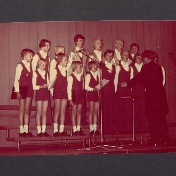 Chór chłopięcy „Szpaki”.