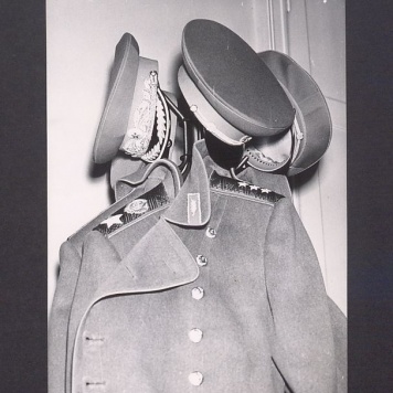 Wizyta żołnierzy radzieckich. Mundury.