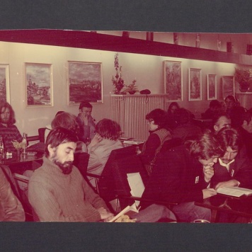 Czytelnia Międzynarodowego Klubu Prasy i Książki.