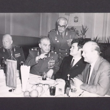 Wizyta żołnierzy radzieckich. Komitet Miejski PZPR.