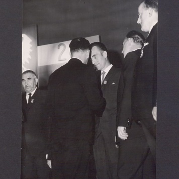 Odznaczenia pracowników Milicji Obywatelskiej z okazji Odrodzenia Polski.