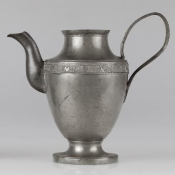 Dzbanuszek na mleko lub śmietankę