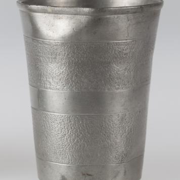 Kubek nieustalonego cechu