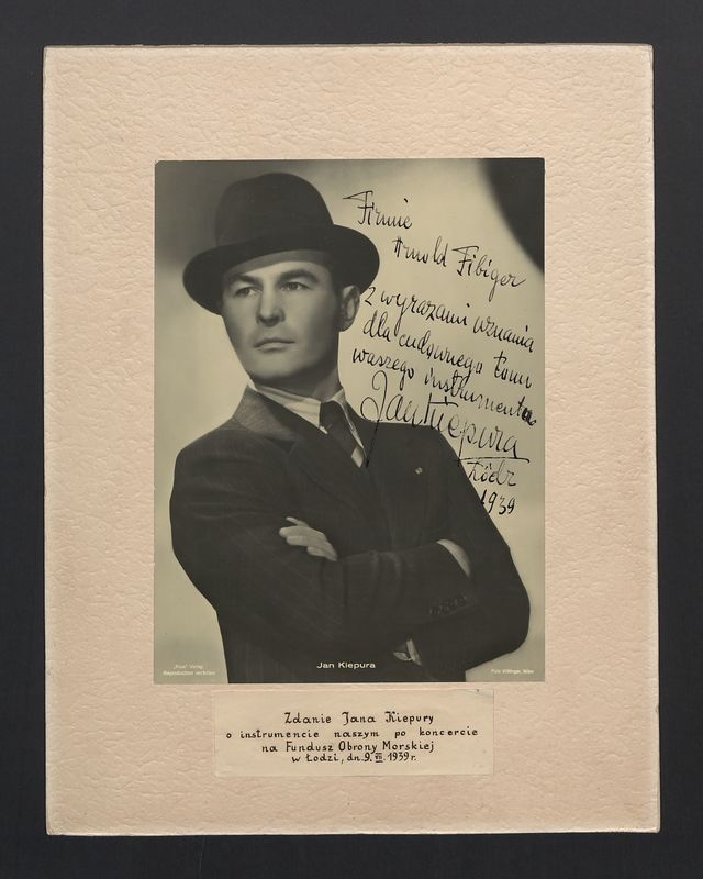Zdanie Jana Kiepury o instrumencie naszym po koncercie na Fundusz Obrony Morskiej w Łodzi, dn. 9.VII. 1939r. 