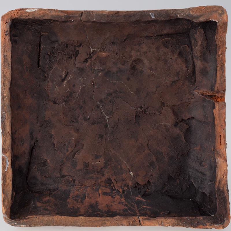 Kafel przedstawiający króla z sokołem na łowach