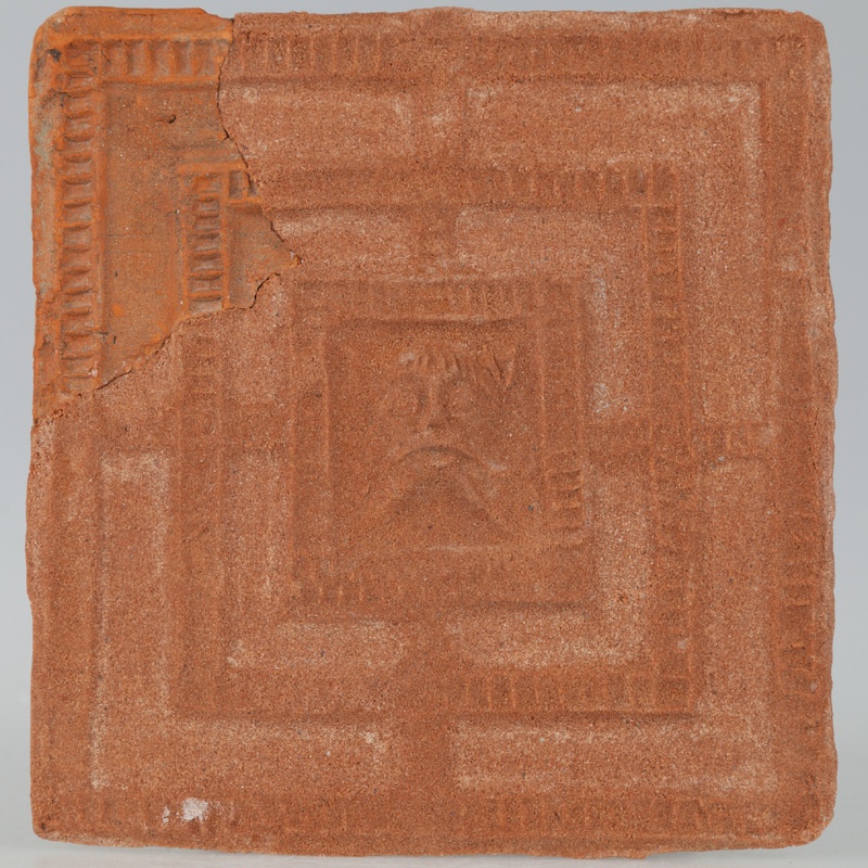 Kafel z wyobrażeniem labiryntu minotaura lub diabła