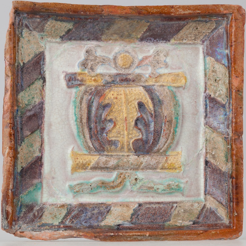 Kafel ze stylizowanym kwiatem