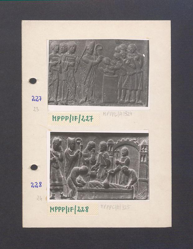 Wnętrze gnieźnieńskiej katedry. Drzwi Gnieźnieńskie, scena przedstawiająca nauczanie.