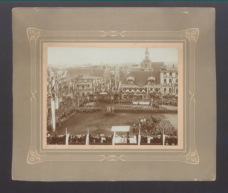 Inspekcja 8 pułku piechoty przez Wilhelma II w Gnieźnie dn. 9-08-1905 r.