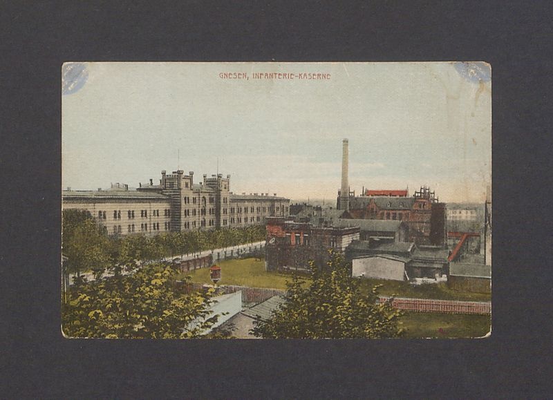 Koszary wojskowe na ul. Sobieskiego.