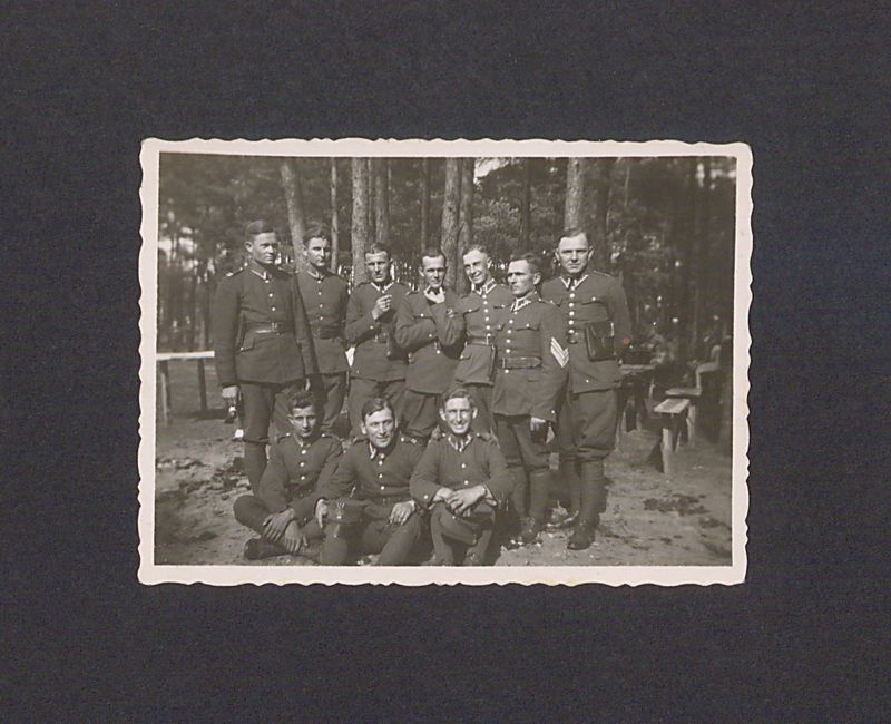 Żołnierze 69 Pułku Piechoty na manewrach w Janowcu Wielkopolskim.