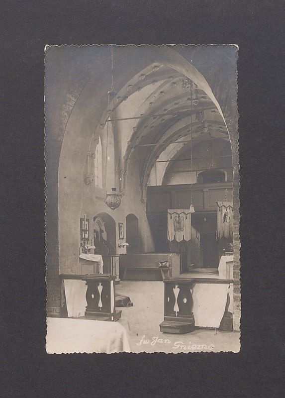 Ołtarz w kościele pw. św. Jana.