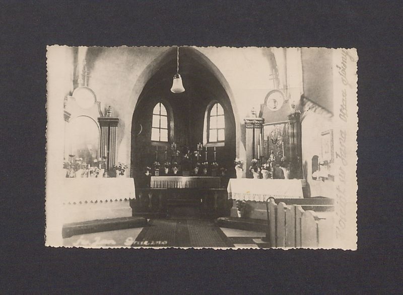 Kościół pw. św. Jana, ołtarz główny i dwa boczne.