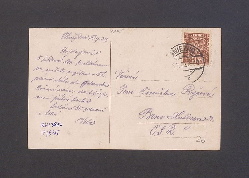 Widokówka wieloobrazkowa. Rynek z widokiem na ul. Chrobrego, ul. Dąbrówki i Łubieńskiego, Rynek od strony południowej.