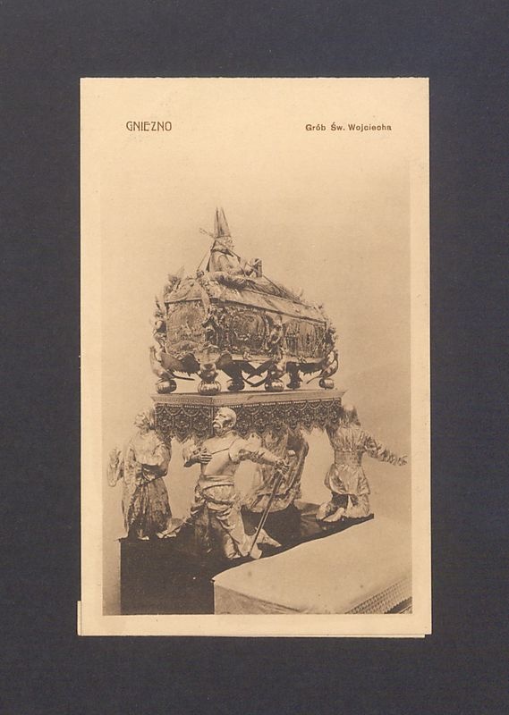 Grób św. Wojciecha w katedrze gnieźnieńskiej.