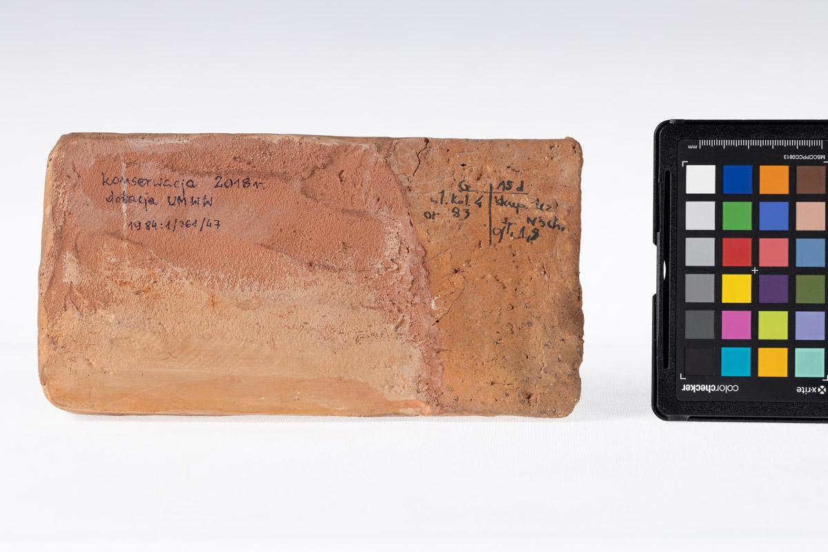 Płytka z wyobrażeniem orła