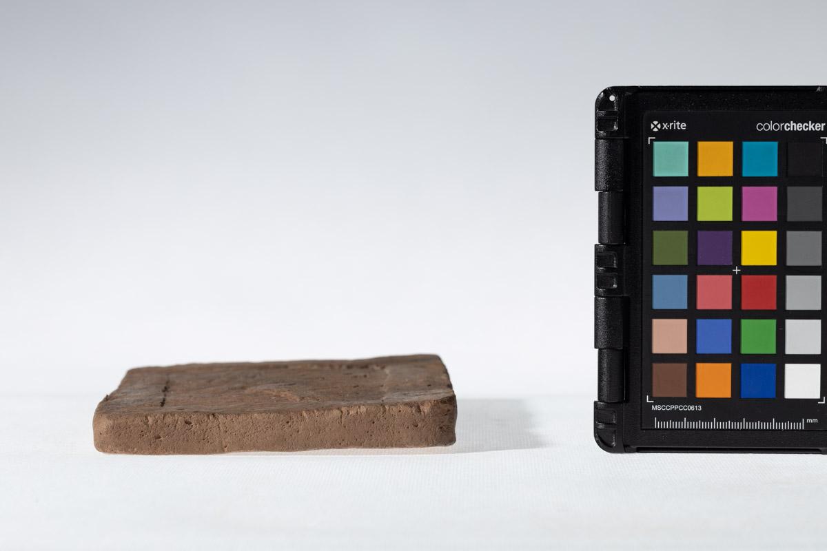 Płytka z wyobrażeniem jeźdźca przy Drzewie Życia