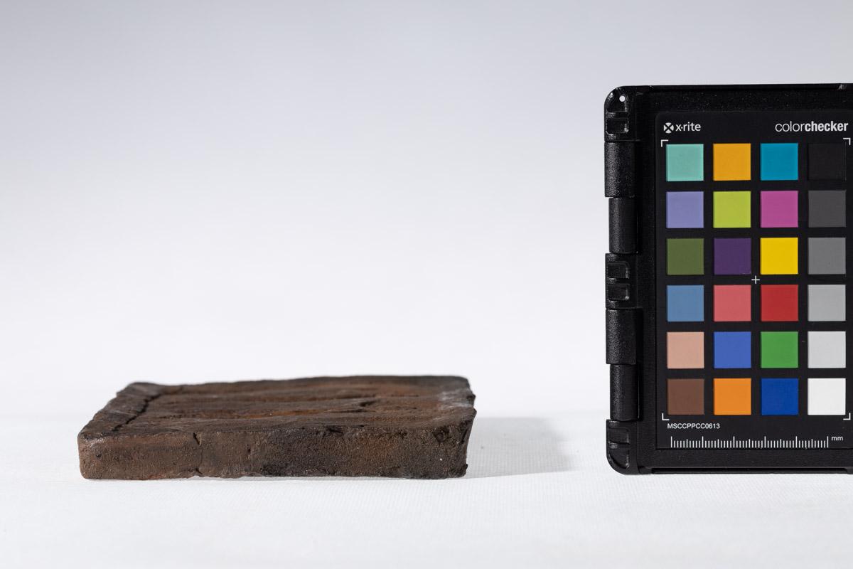 Płytka z wyobrażeniem wojowników