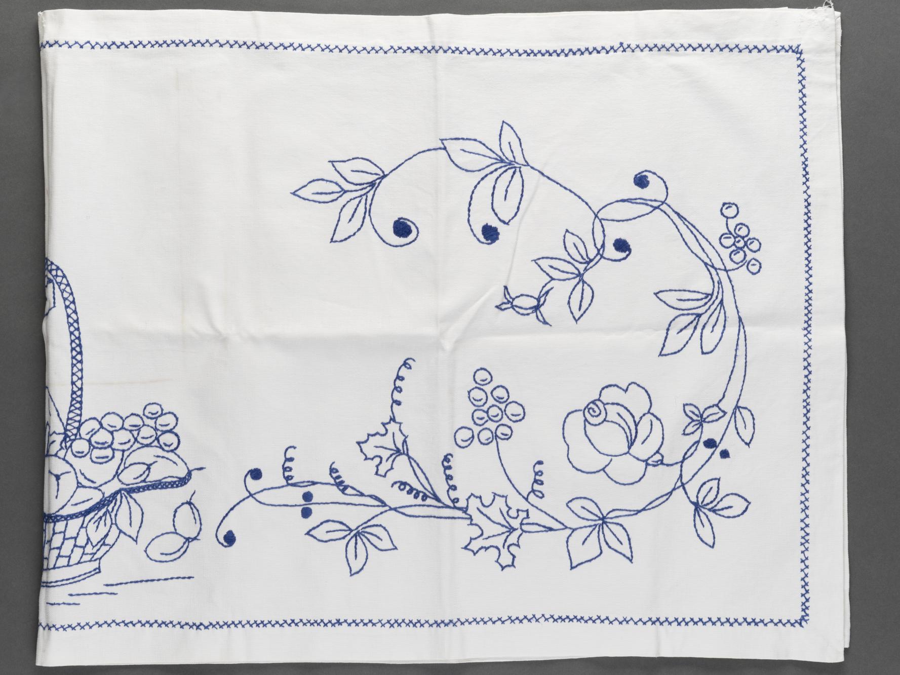 Makatka płócienna haftowana